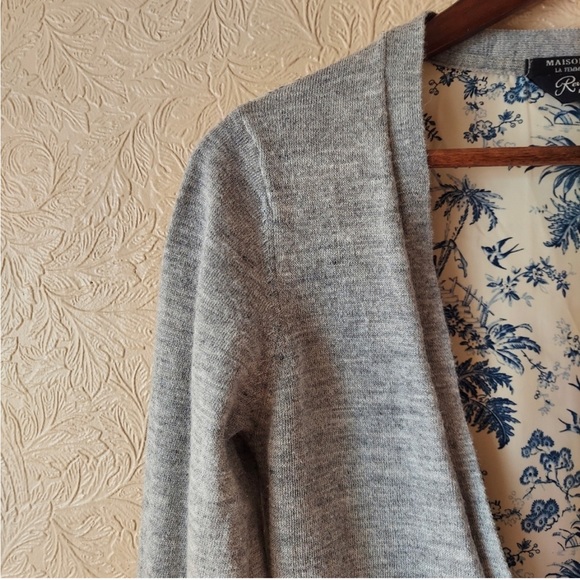 Scotch & Soda gray cardigan sweater with contrasting printed back size 1 (Small) - Picture 9 of 9